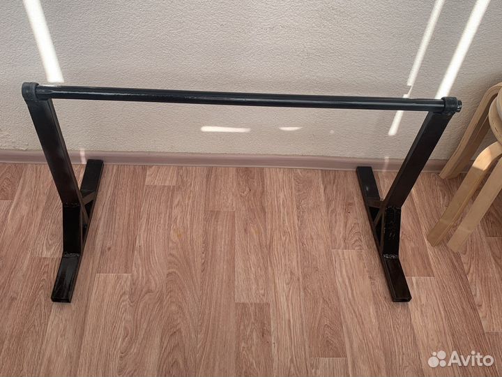 Турник потолочный