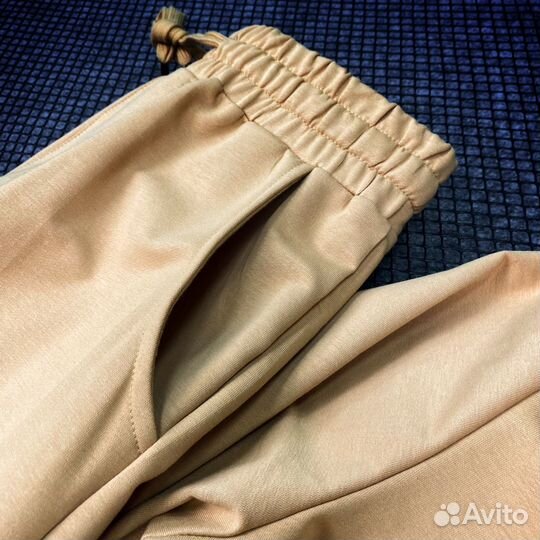 Мужские Спортивные Костюмы (Магазин)