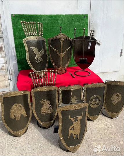 Подставка под шампуры Щит