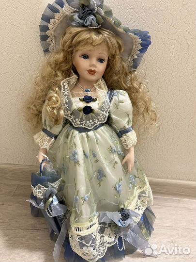 Кукла фарфоровая remeco collection