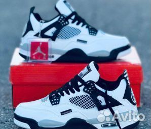 Кроссовки Nike Air Jordan 4 Retro