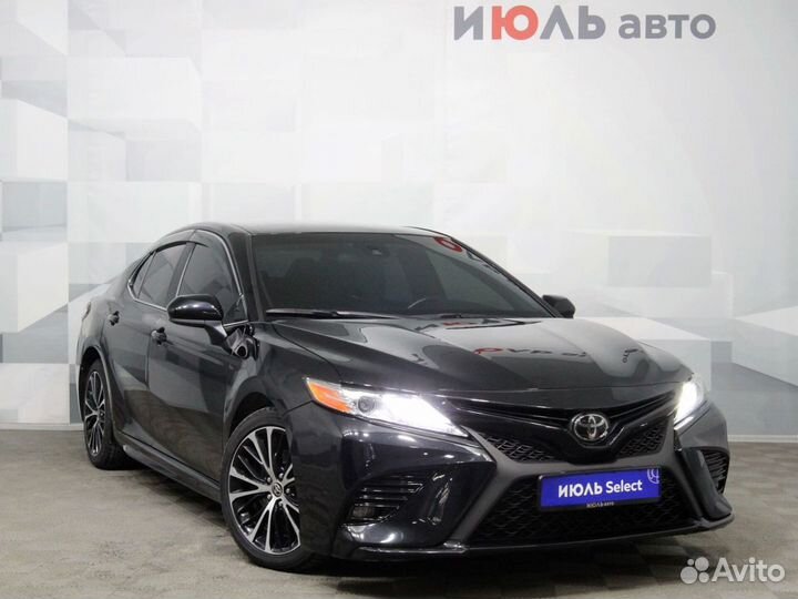 Toyota Camry 2.5 AT, 2020, 68 300 км