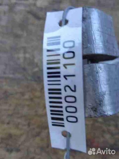 Цапфа/кулак поворотный передний левый Mercedes-Ben