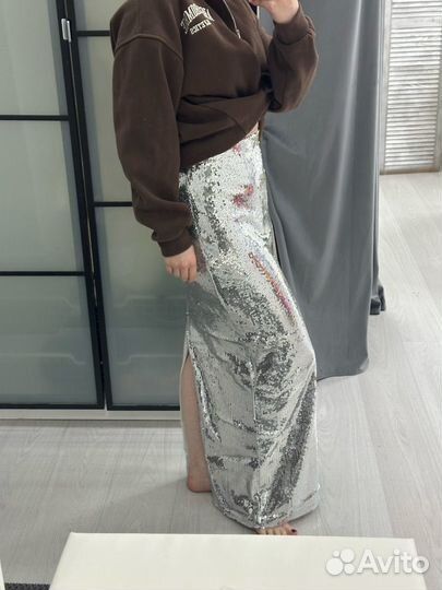 Юбка с пайетками sela