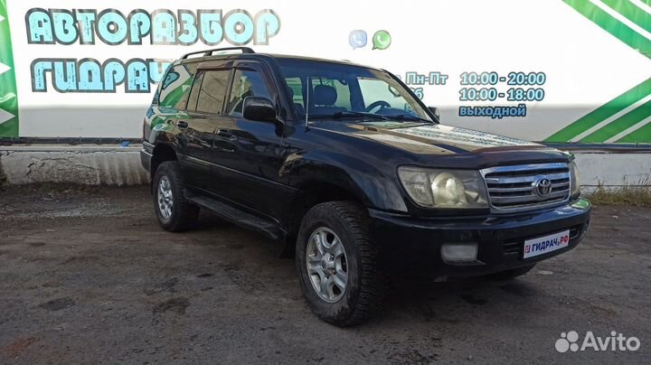 Козырек солнцезащитный правый Toyota Land Cruiser