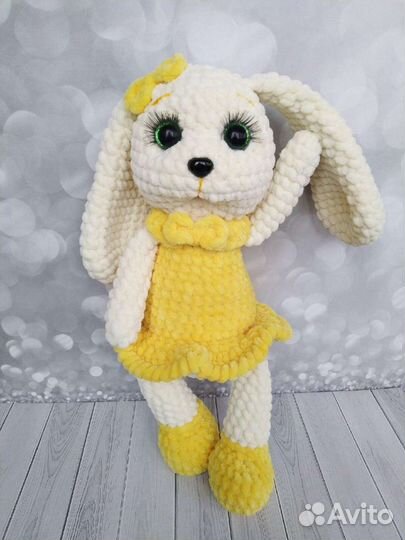 Мягкая игрушка Зайка вязаная крючком