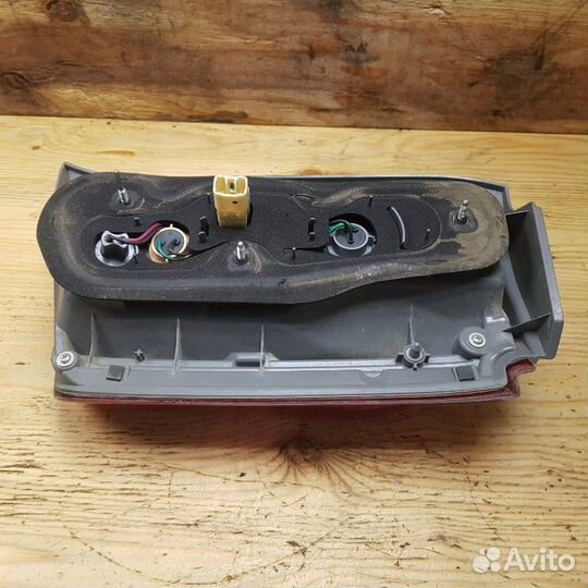 Фонарь лев. зад. toyota corolla rumion