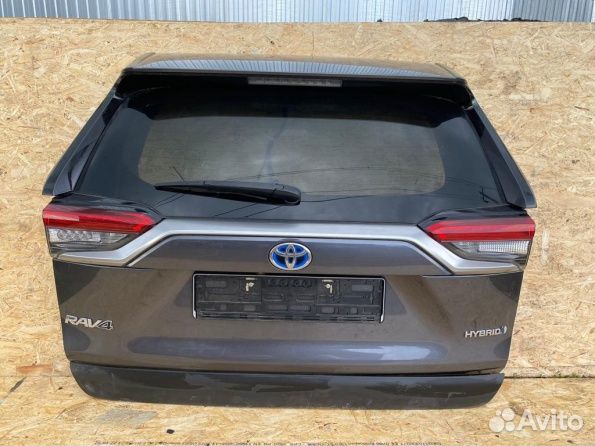 Крышка, дверь багажника Toyota Rav 4 50 кузов 2019