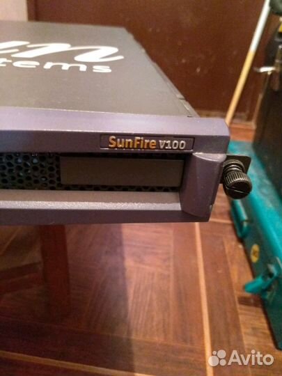 Сервер Sunfire V100