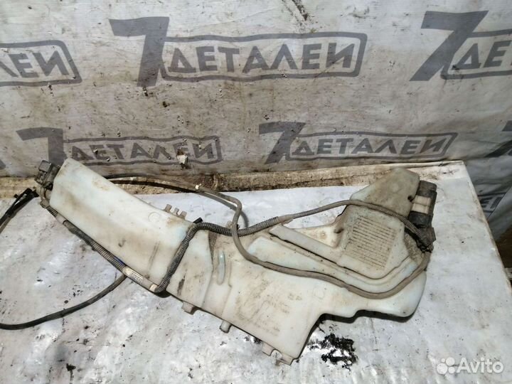 Бачок омывателя Ford Focus 2