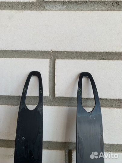 Беговые лыжи