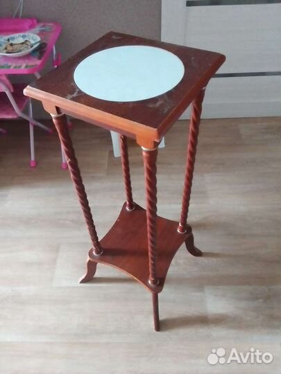 Подставка для цветочного горшка. Антиквариат