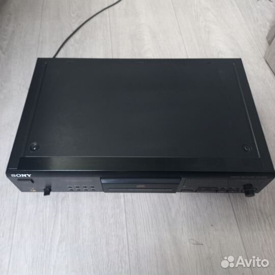 Cd проигрыватель Sony cdp-xe900