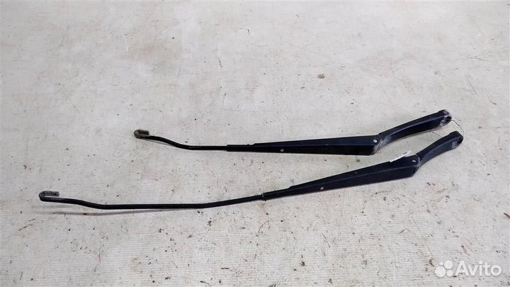 Поводок стеклоочистителя передний пара volkswagen