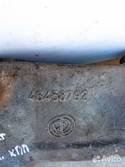 Кронштейн кпп Alfa Romeo 147 1 46458792