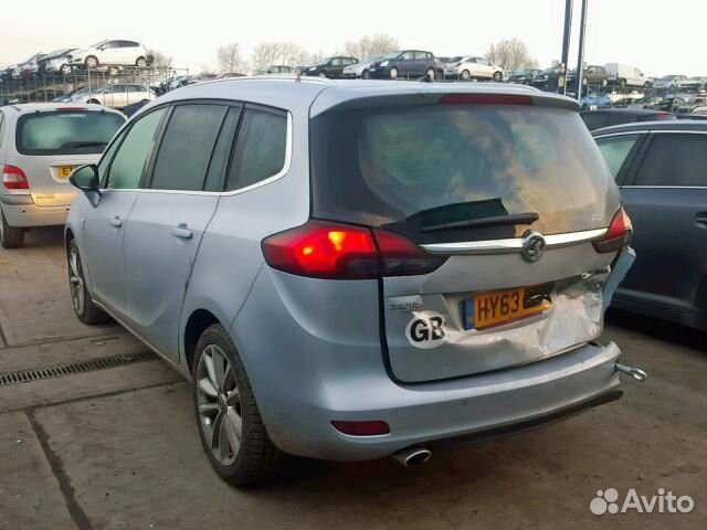 Разбор на запчасти Opel Zafira C 2011