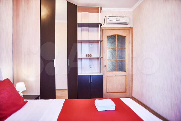 2-к. квартира, 54 м², 2/10 эт.