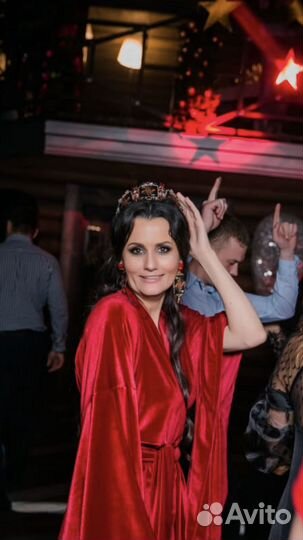 Корона и серьги в стиле Dolce & Gabbana