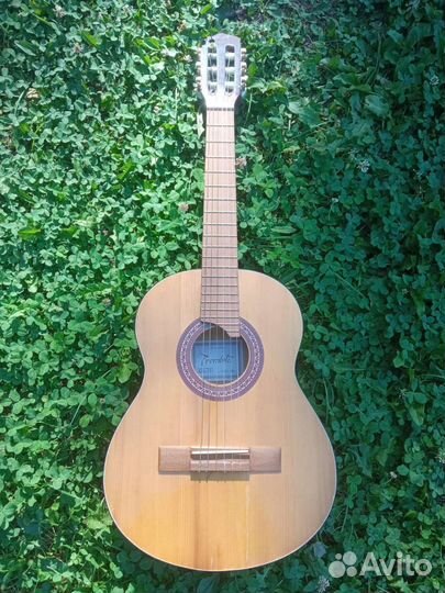 Классическая гитара Trembita 3/4