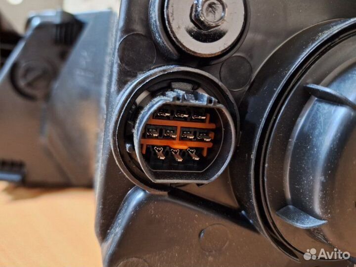 Фара передняя правая Kia Rio QB