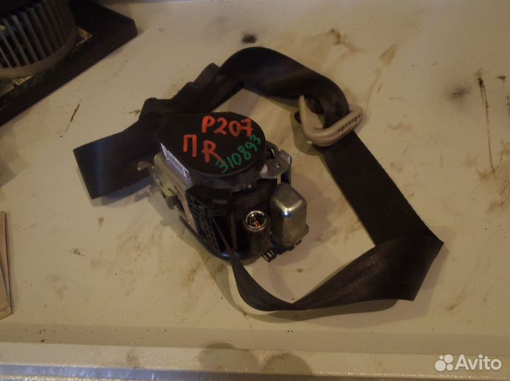 Ремень безопасности 207