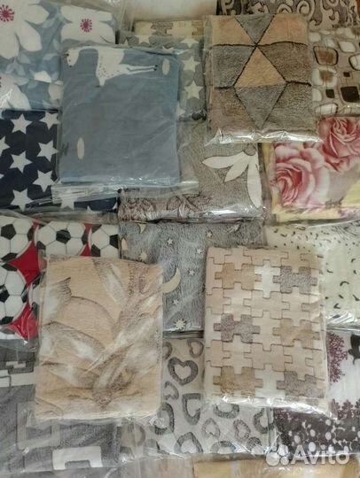 Пледы флисовые