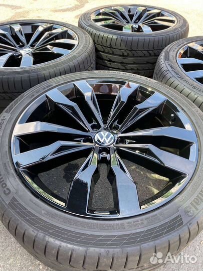 Оригинальные литые диски R20 Suzuka