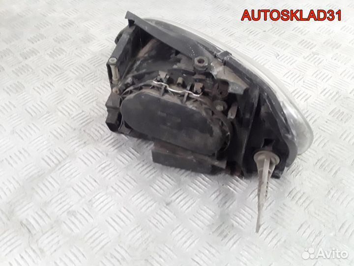 Фара правая Ford Galaxy 0301183202