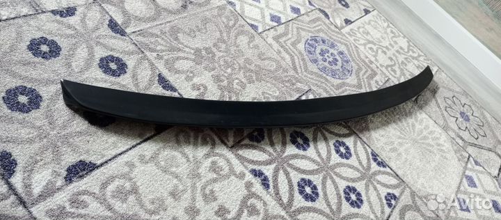 Спойлер на LADA vesta