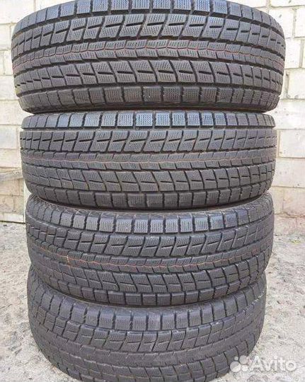 Dunlop Winter Maxx SJ8 225/70 R16 103Q
