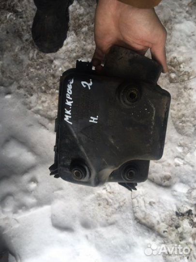 Корпус воздушного фильтра Geely Mk Cross MR479QA