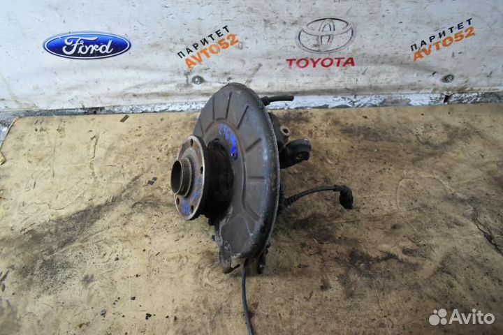 Кулак поворотный передний левый Volkswagen Touran