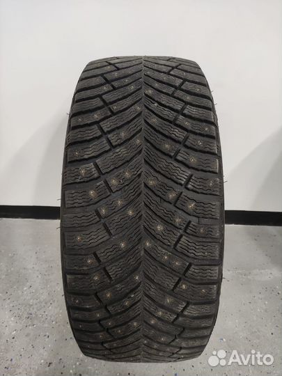 Michelin X-Ice North 4 245/40 R20 и 295/35 R21