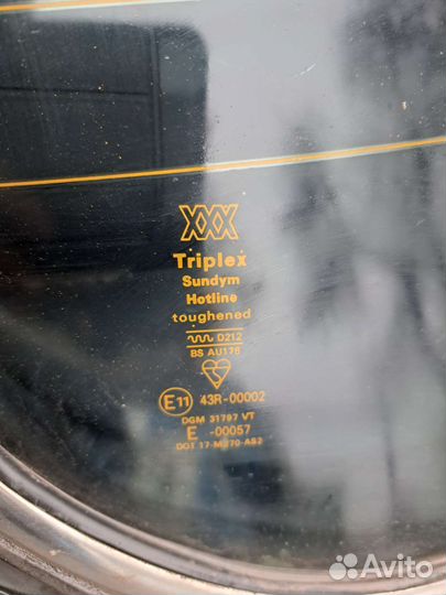 Стёкла на Jaguar XJ 1984 г.в