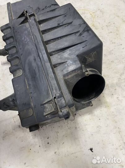 Корпус воздушного фильтра Ford Focus 1