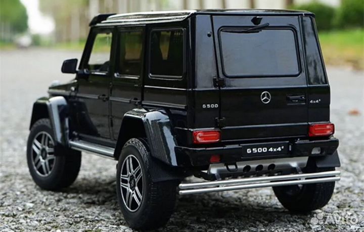 G class G500 4x4 Almost real 1 18