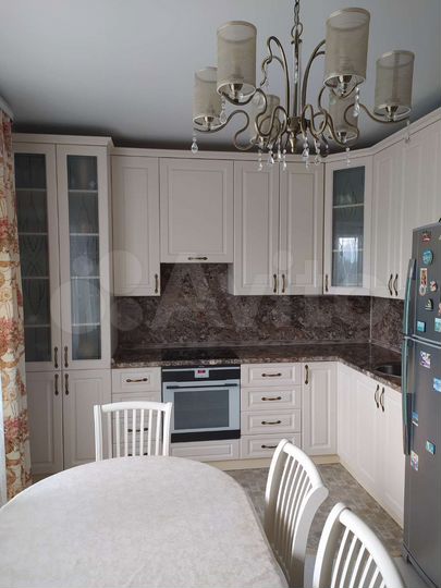 2-к. квартира, 71 м², 5/14 эт.