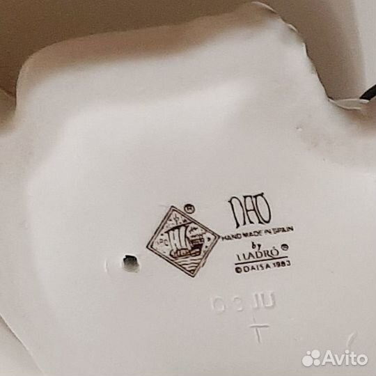 Статуэтка фарфор собаки Испания,нао Ллардо