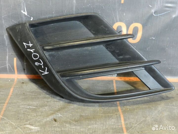 Накладка фары противотуманной правой - Mazda 3 BL