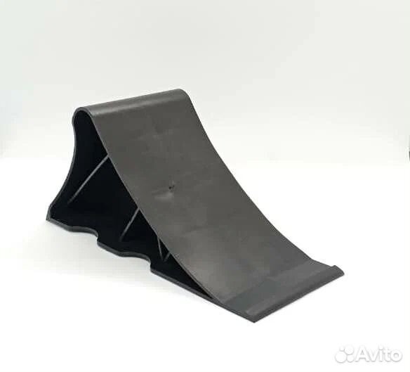 Противооткатный упор прицепа novline, пластик