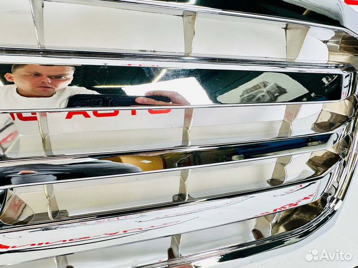 Решетка радиатора Toyota Land Cruiser 100 I5770