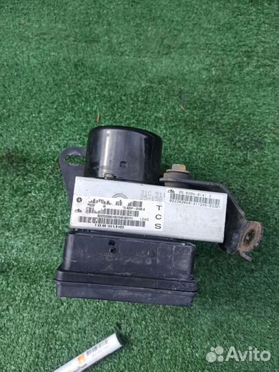 Блок управления ABS Jeep grand cherokee