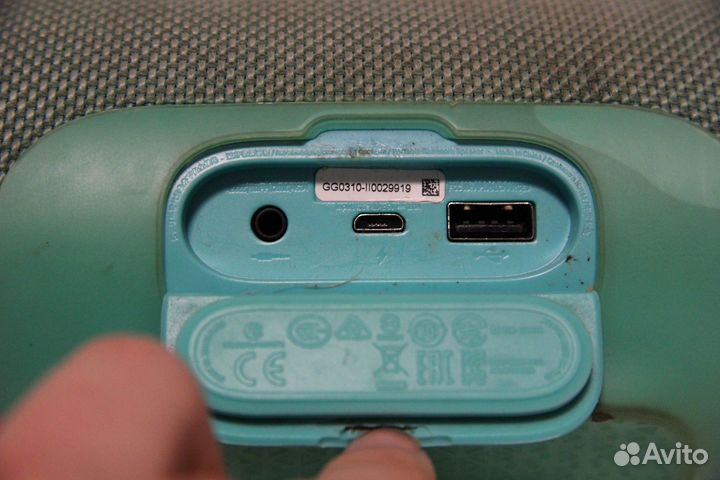 Колонка jbl charge 3