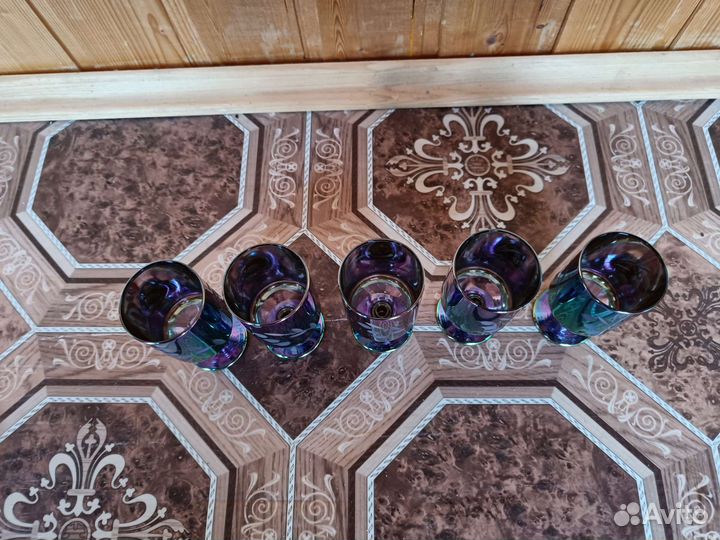 Рюмки из радужного стекла