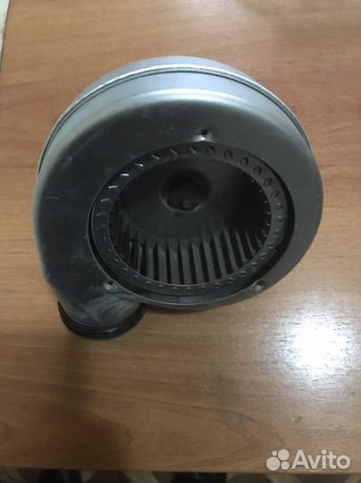 Вентилятор котла Baxl Mainfour 240F