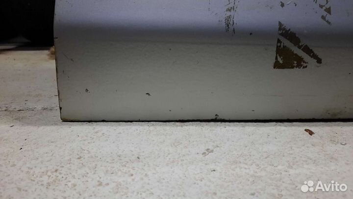 Передняя правая дверь Мазда Фамилия