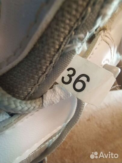 Коньки фигурные