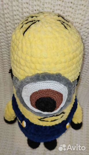 Игрушка вязаная Миньоны ручная работа