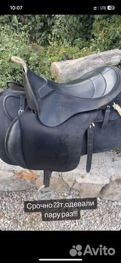 Седло для лошади
