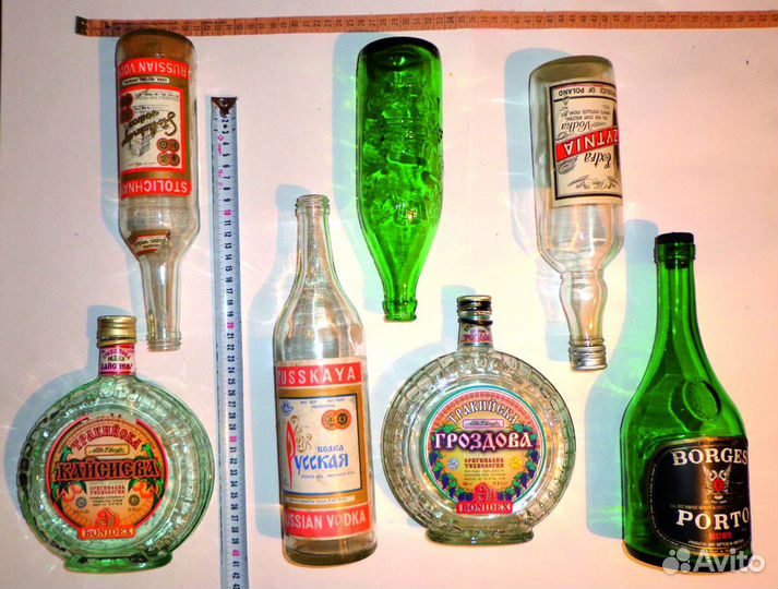 Бутылки коллекционные (пустые)